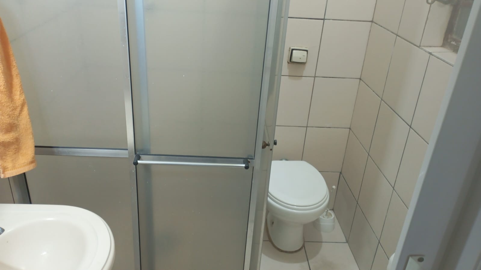 277770